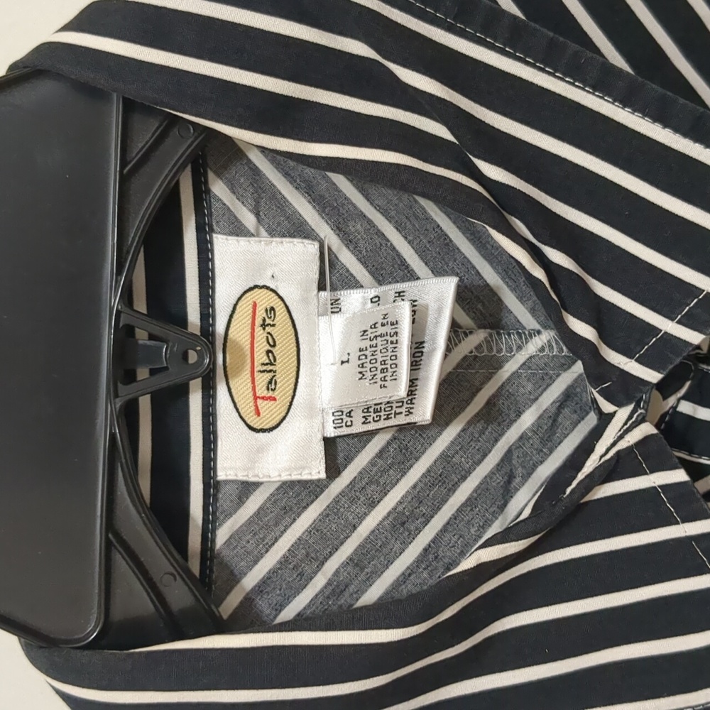 TALBOTS Long Sleeve Button up Shirt Size L - Picture 2 of 7